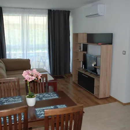 Apartment Marina Pomorie